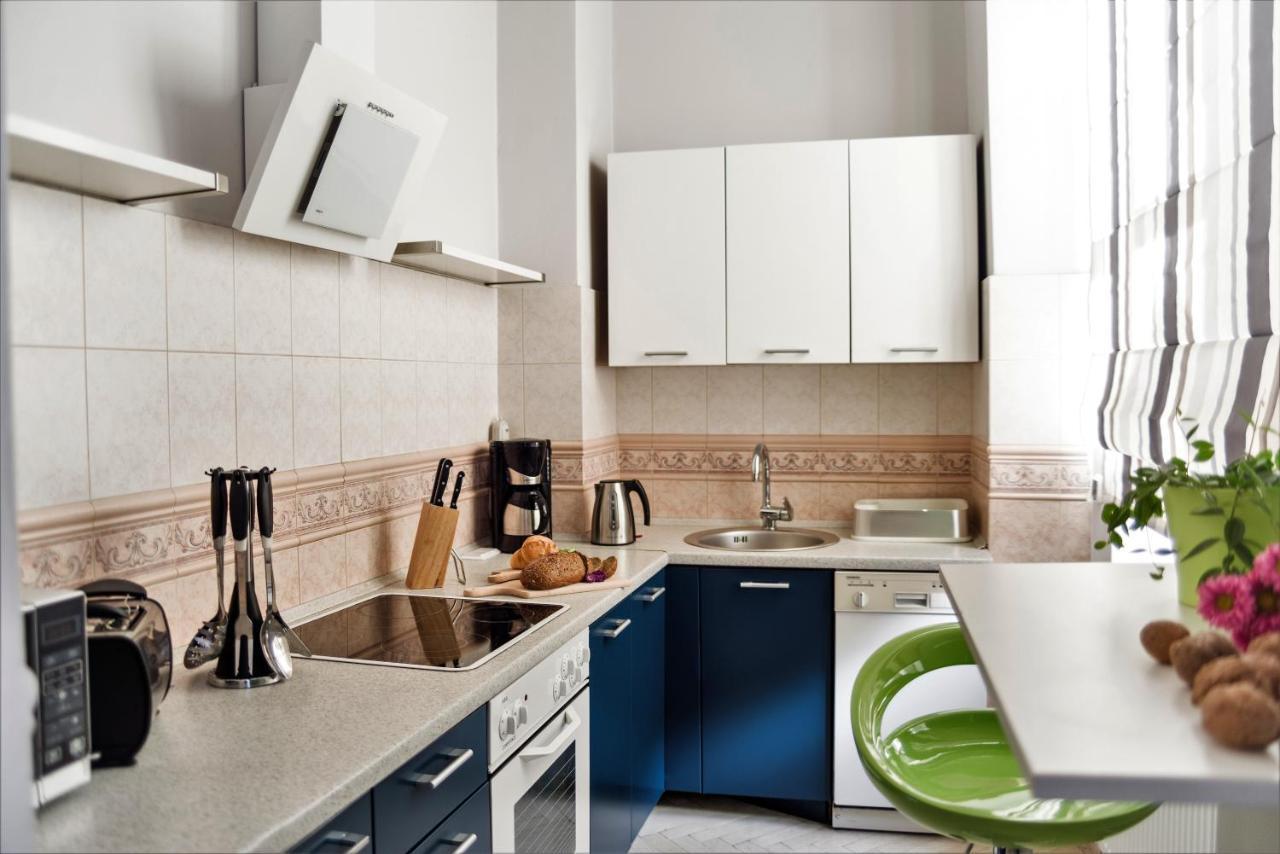 Apartament Chmielna Bis Apartment วอร์ซอ ภายนอก รูปภาพ